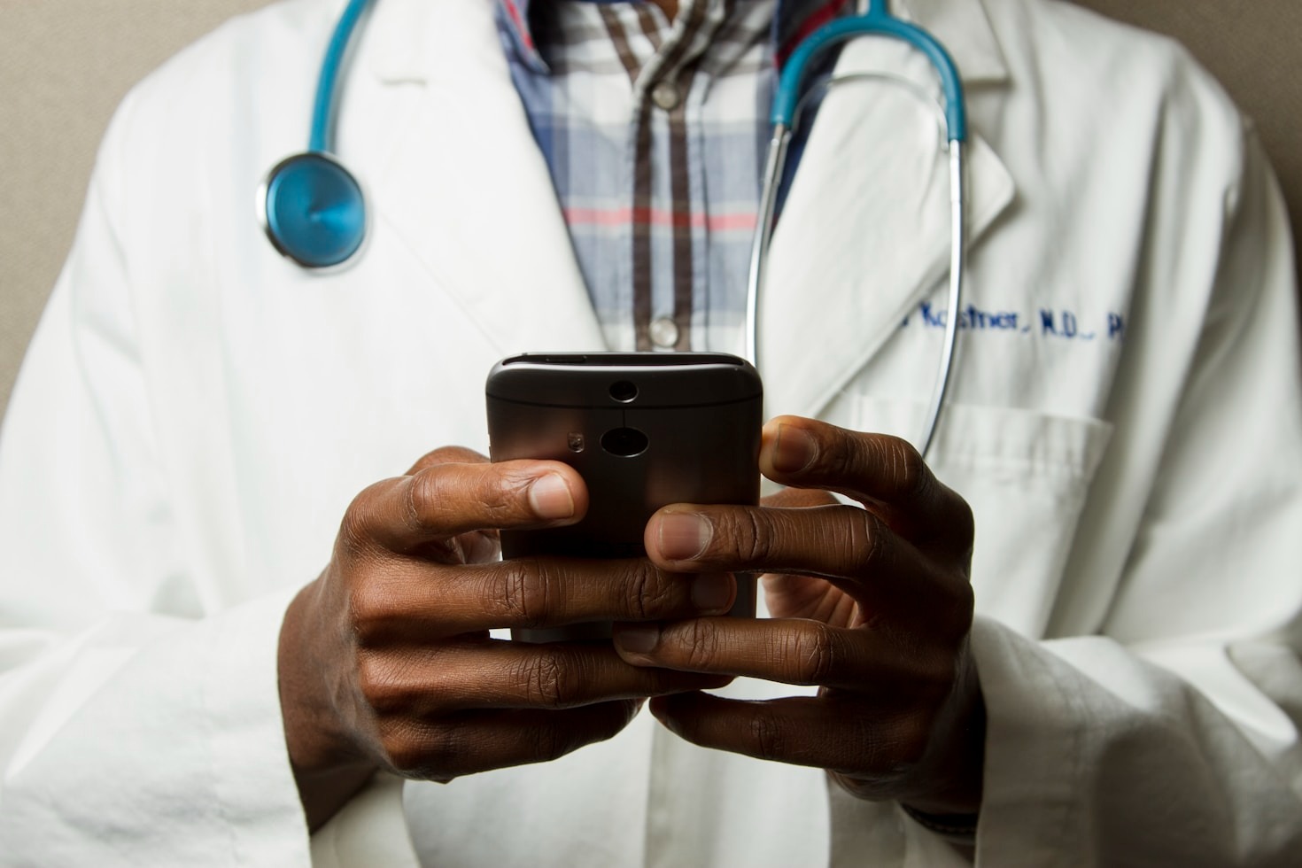 5 Ways AI Enhances Medical Diagnoses